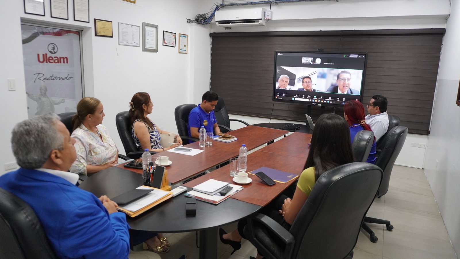 Alianza estratégica Universidad Laica de Manabí con Cainec